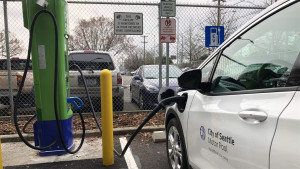 Electric Cars Will Challenge State Power Grids 
