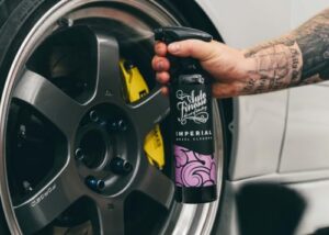 Reactive Wheel Cleaner