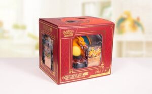 1 Card-Display Figure & 10 Booster Packs)