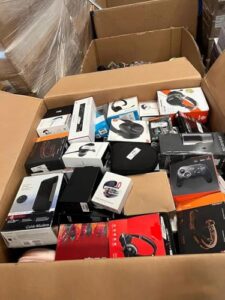 5-40 Pieces Assortment Containing Unsold Surplus Appliances In 2025 Electronic Gift Set HBN3