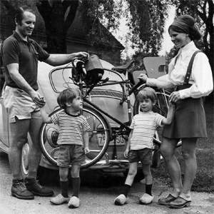 Text reads 'Image 3'. Black and white vintage photograph showing people gathered outdoors.